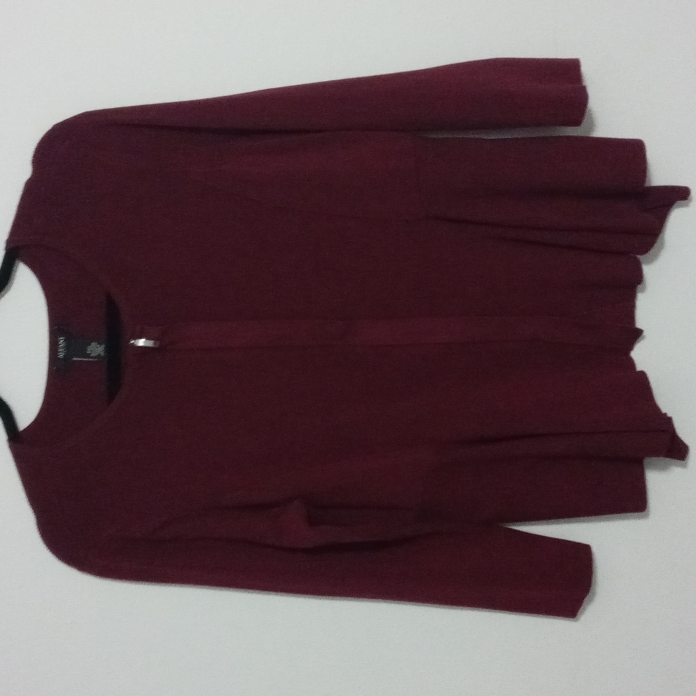 Beautiful sweater size PXL